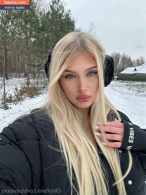 pavoxxy aka pavoxy Nude Leaks OnlyFans .